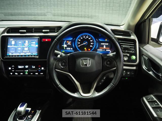 Honda GRACE 2015-11 8372565-13