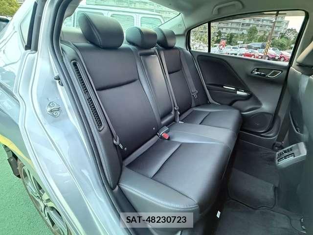 Honda GRACE 2015-05 8373682-6