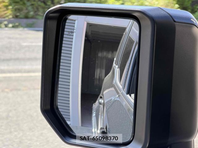 Lexus GX 2025-04 8373275-16