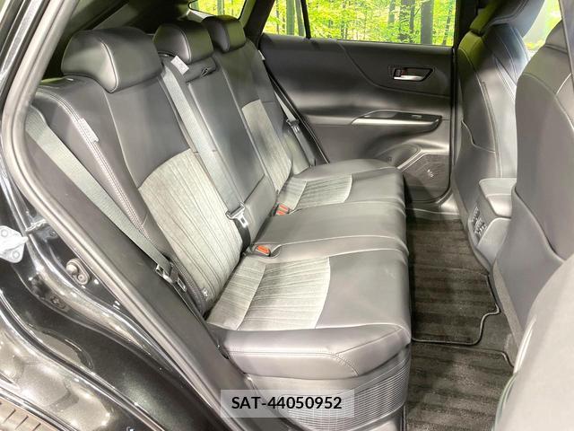 Toyota HARRIER HYBRID 2021-08 8373060-8