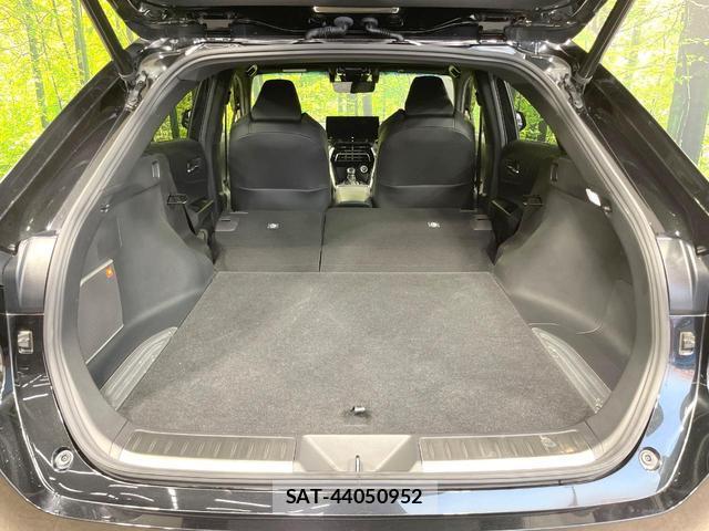 Toyota HARRIER HYBRID 2021-08 8373060-9