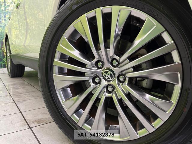 Toyota HARRIER 2021-06 8372468-12