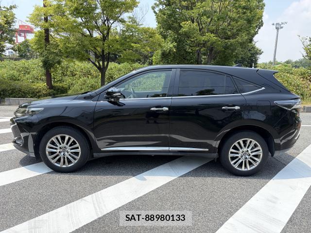 Toyota HARRIER 2014-03 8372542-10
