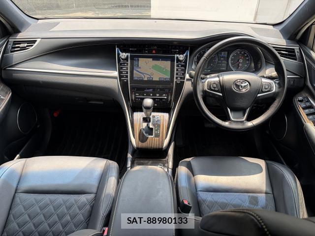 Toyota HARRIER 2014-03 8372542-2