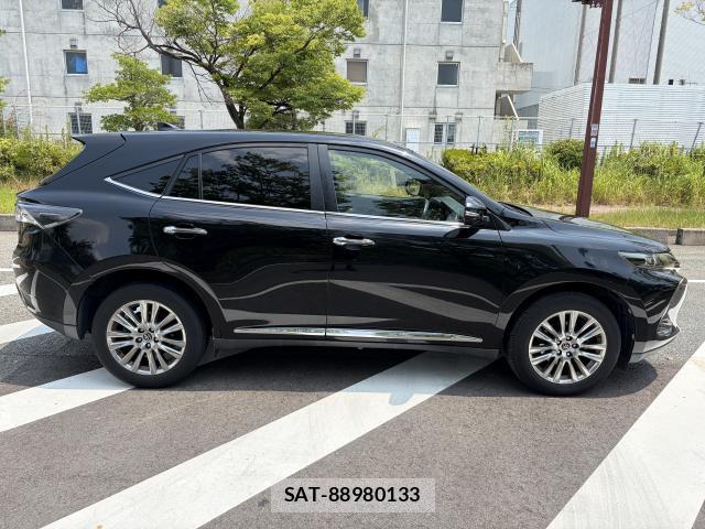 Toyota HARRIER 2014-03 8372542-3