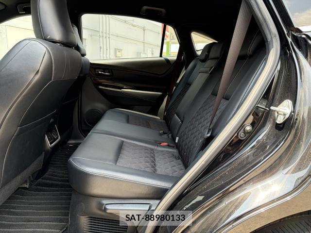 Toyota HARRIER 2014-03 8372542-6