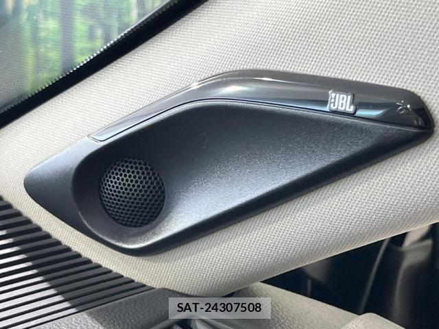 Toyota HARRIER 2022-05 8372695-2