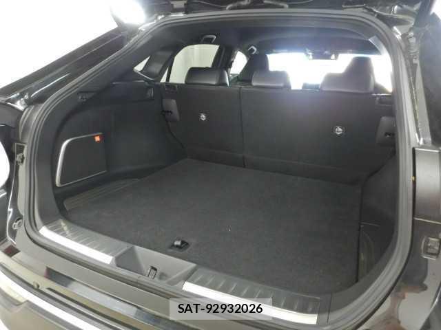 Toyota HARRIER 2020-10 8373217-18
