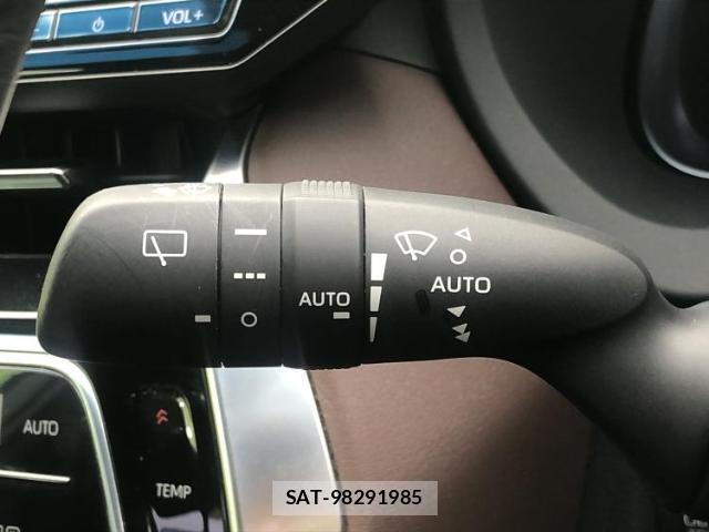 Toyota HARRIER 2023-07 8373754-16