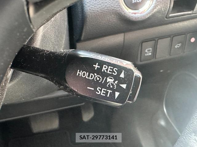 Toyota HARRIER 2017-07 8373818-16