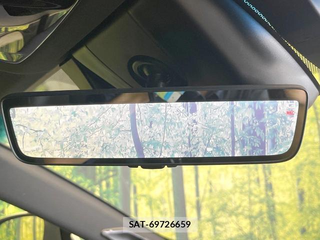 Toyota HARRIER 2021-04 8373923-4