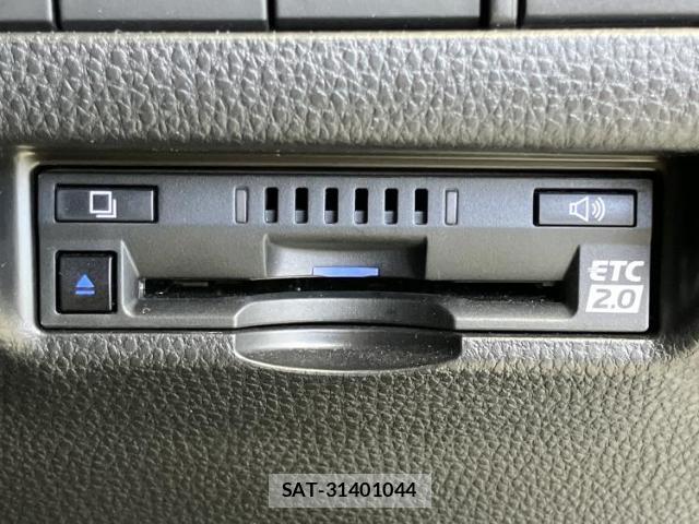 Toyota HARRIER 2020-11 8374237-17