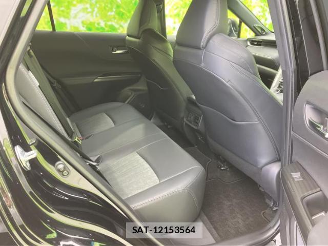 Toyota HARRIER 2022-04 8374272-4