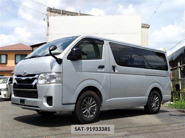 Toyota HIACE VAN 2020-06 8372480-0