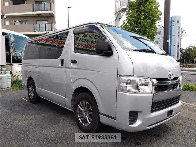 Toyota HIACE VAN 2020-06 8372480-2