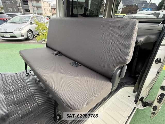 Toyota HIACE VAN 2021-09 8373680-10