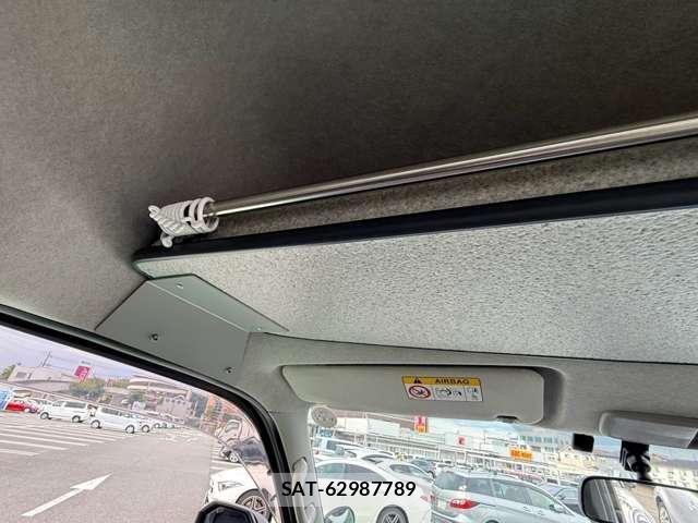 Toyota HIACE VAN 2021-09 8373680-11