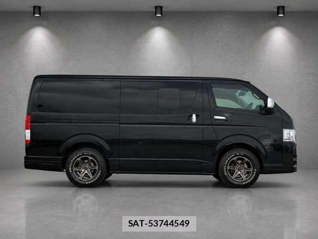 Toyota HIACE VAN 2020-10 8373723-1