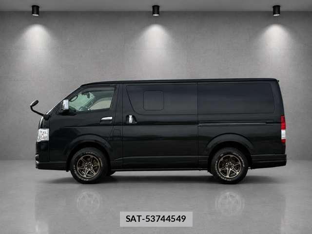 Toyota HIACE VAN 2020-10 8373723-2
