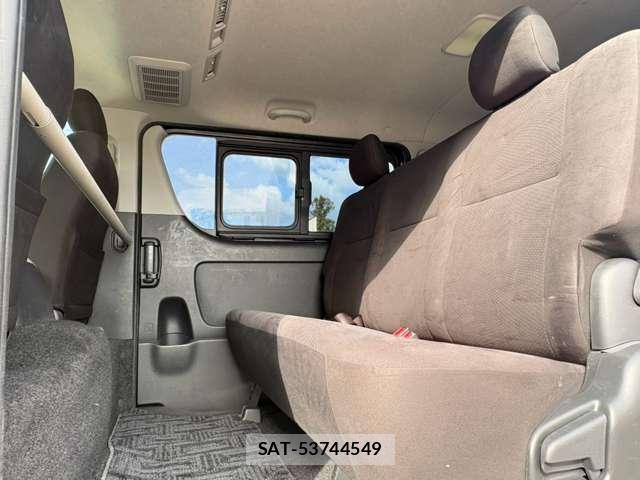 Toyota HIACE VAN 2020-10 8373723-7