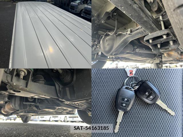 Toyota HIACE VAN 2021-06 8373828-2