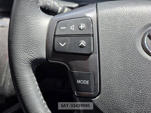 Toyota HIACE VAN 2015-08 8373899-19