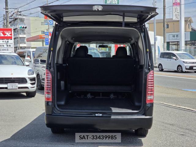 Toyota HIACE VAN 2015-08 8373899-6