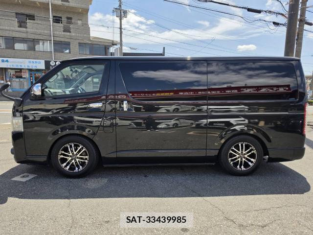 Toyota HIACE VAN 2015-08 8373899-8