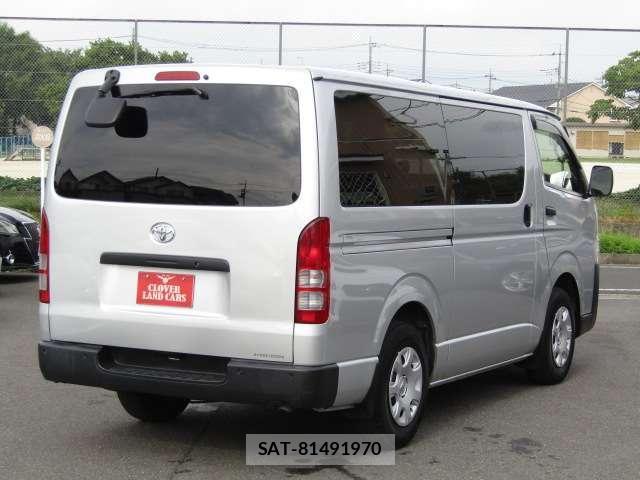 Toyota HIACE VAN 2023-10 8374041-1