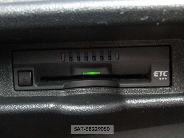 Toyota HIACE VAN 2021-07 8374042-6