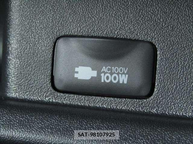 Toyota HIACE VAN 2026-05 8374045-6