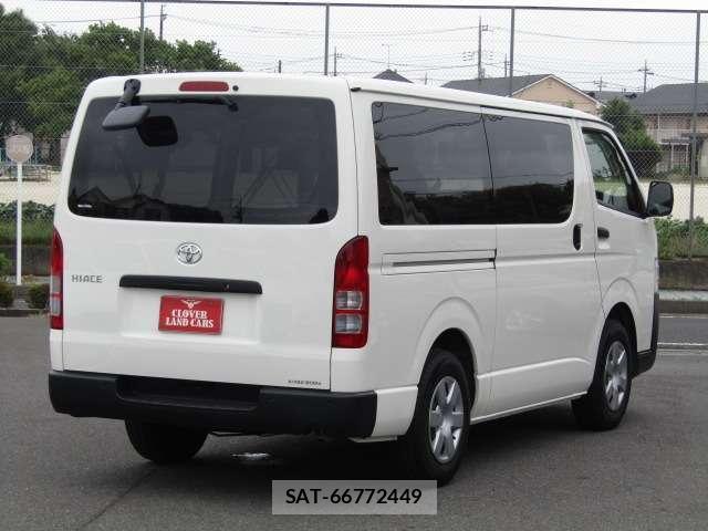 Toyota HIACE VAN 2023 8374046-1