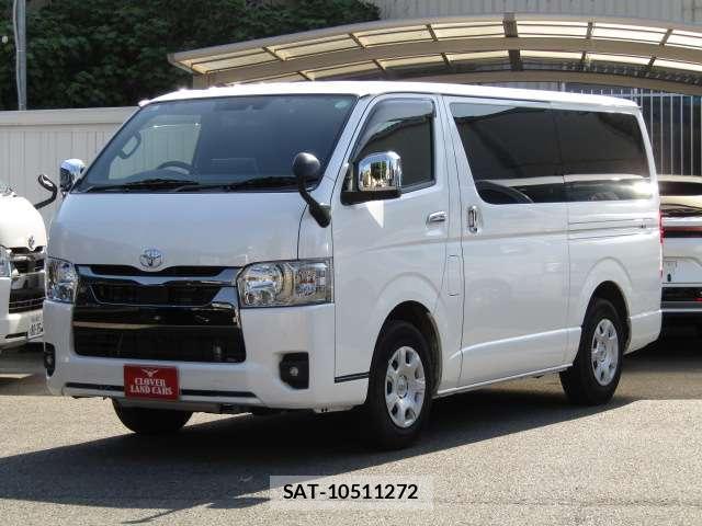 Toyota HIACE VAN 2024-08 8374047-0