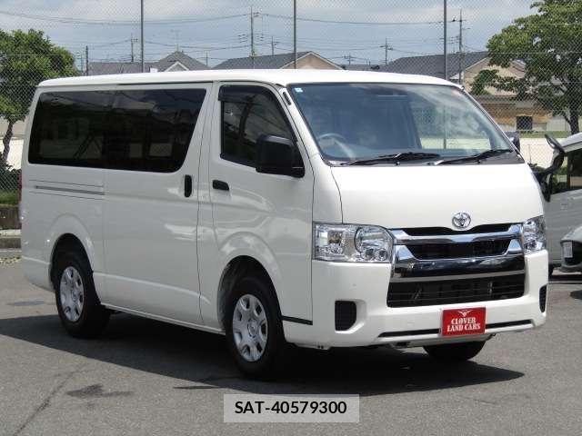 Toyota HIACE VAN 2025-11 8374048-9