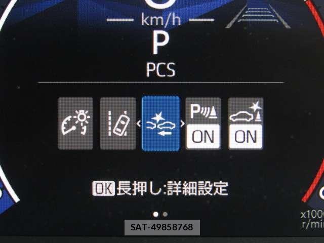 Toyota HIACE VAN 2026-06 8374049-11