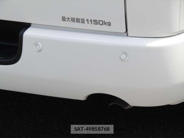 Toyota HIACE VAN 2026-06 8374049-13