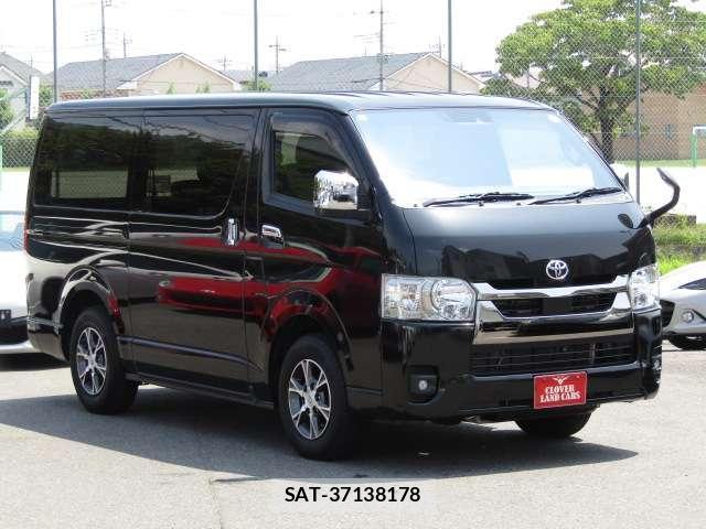 Toyota HIACE VAN 2022-07 8374051-0