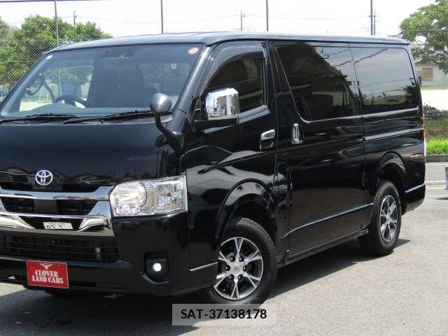 Toyota HIACE VAN 2022-07 8374051-13