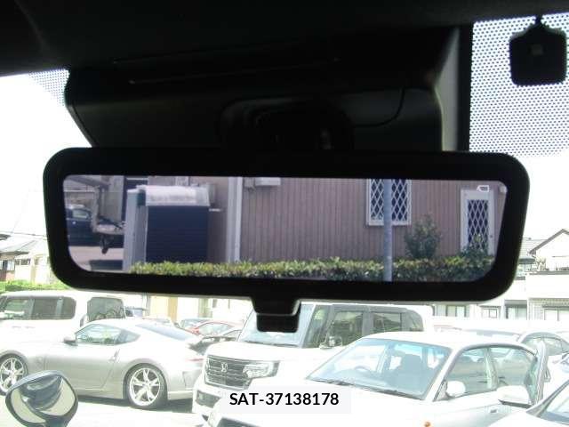 Toyota HIACE VAN 2022-07 8374051-6