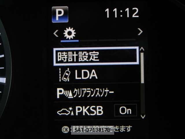 Toyota HIACE VAN 2022-07 8374051-9