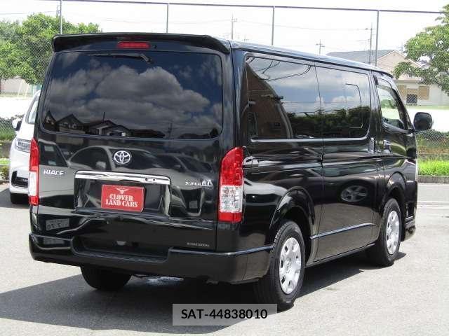 Toyota HIACE VAN 2017-12 8374052-1