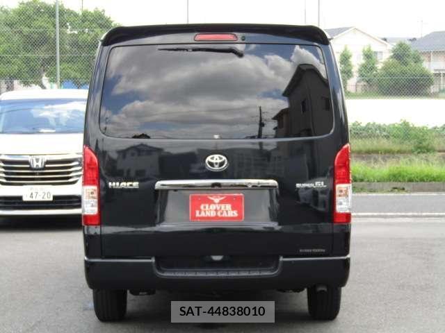 Toyota HIACE VAN 2017-12 8374052-15