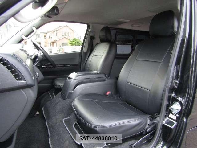 Toyota HIACE VAN 2017-12 8374052-2