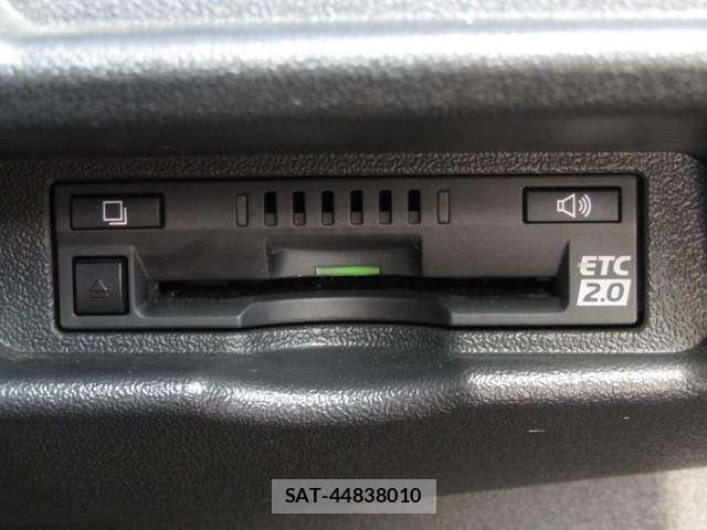 Toyota HIACE VAN 2017-12 8374052-5