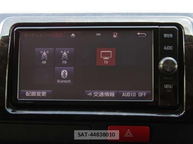 Toyota HIACE VAN 2017-12 8374052-9
