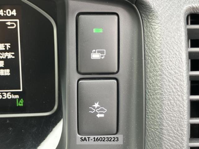 Toyota HIACE VAN 2025-08 8374332-17
