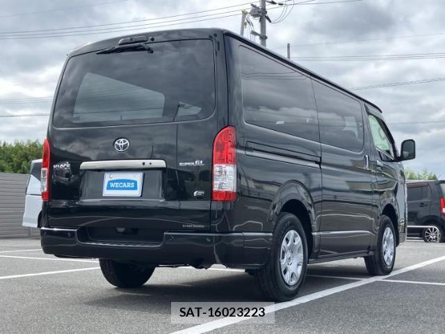 Toyota HIACE VAN 2025-08 8374332-2