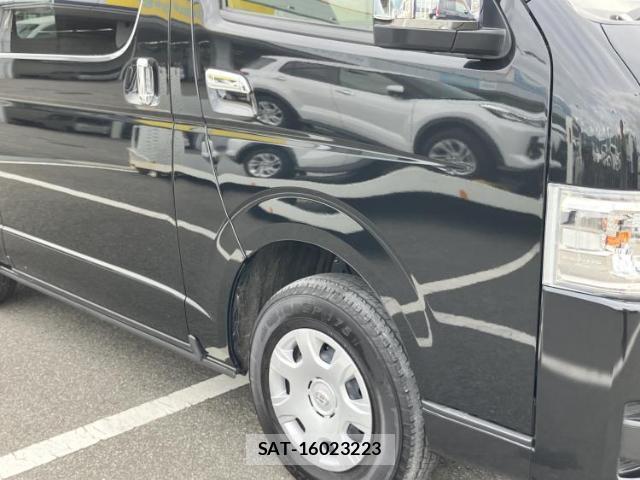Toyota HIACE VAN 2025-08 8374332-3