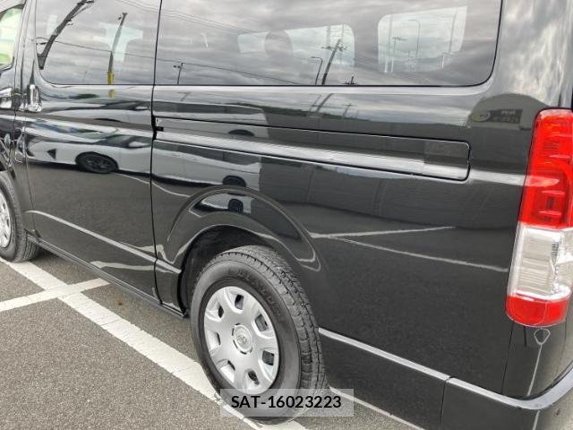 Toyota HIACE VAN 2025-08 8374332-6