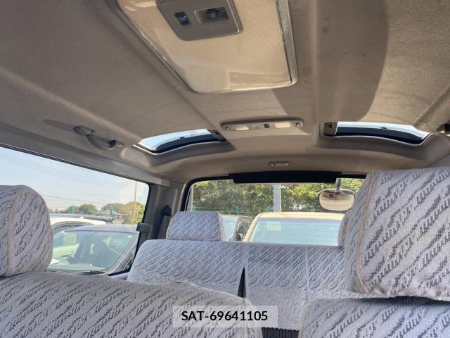 Toyota HIACE WAGON 1995-07 8373383-10
